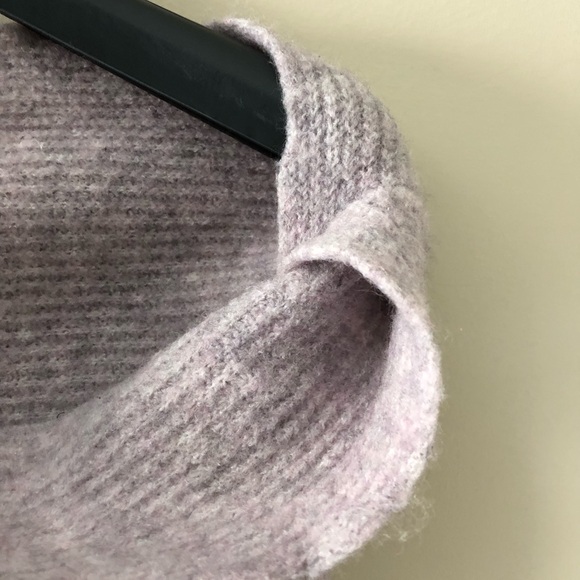 Moth (Anthropologie) - Asymmetrical Cowl Neck / Off Shoulder Sweater - L - Picture 7 of 8